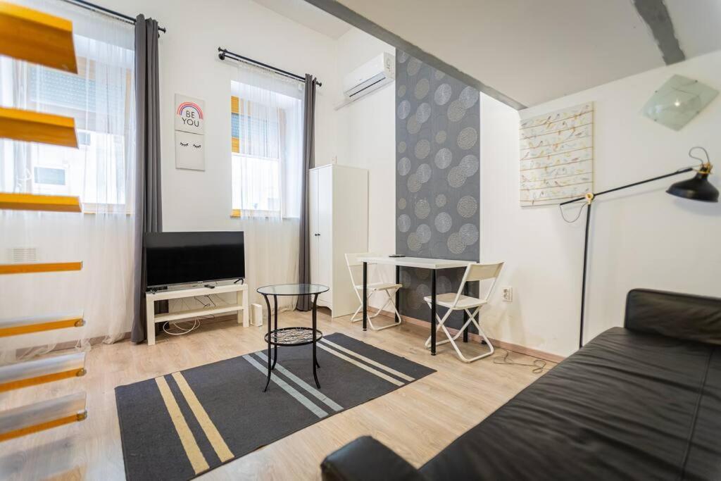 Cozy Apartment In Sip Str., Luna Budapeszt Zewnętrze zdjęcie