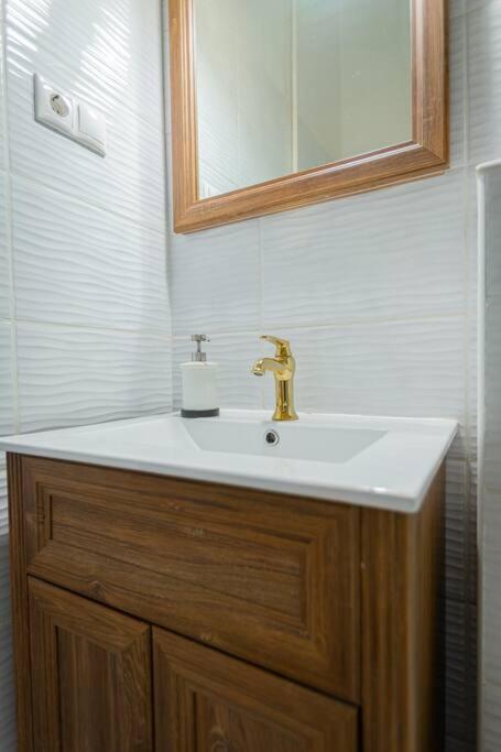 Cozy Apartment In Sip Str., Luna Budapeszt Zewnętrze zdjęcie